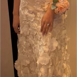 Elegant Floral Lace Dress